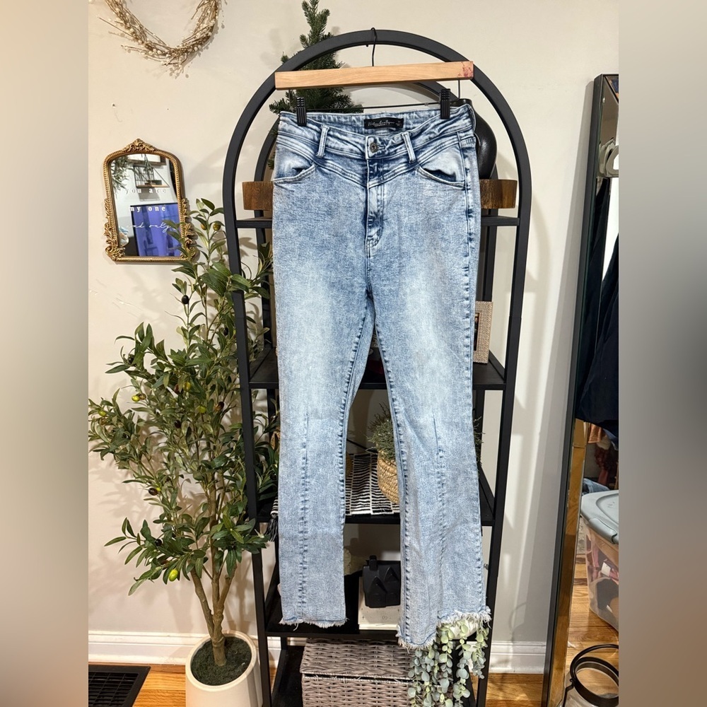 Stylish Denim Straight Leg Jeans size 11